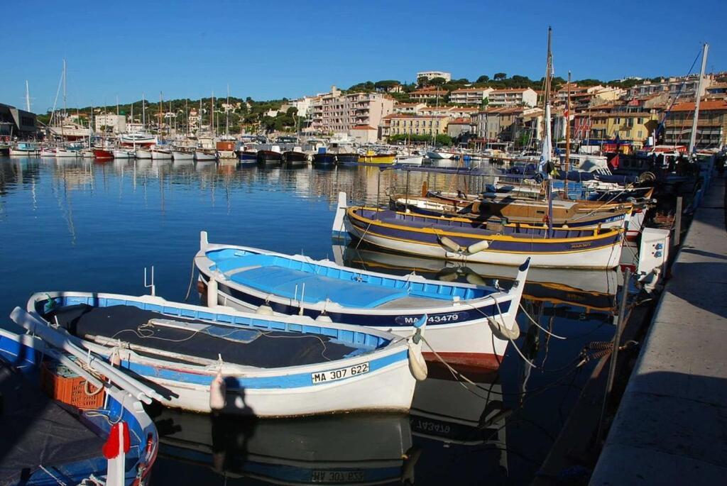 Belle Vue Mer Appartamento Cassis Esterno foto